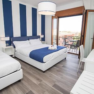 Sea Room Sorrento
